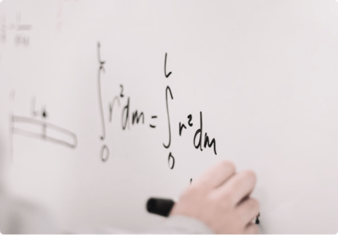 Desarrollo del primer modelo matemático para la evaluación del nivel de riesgo